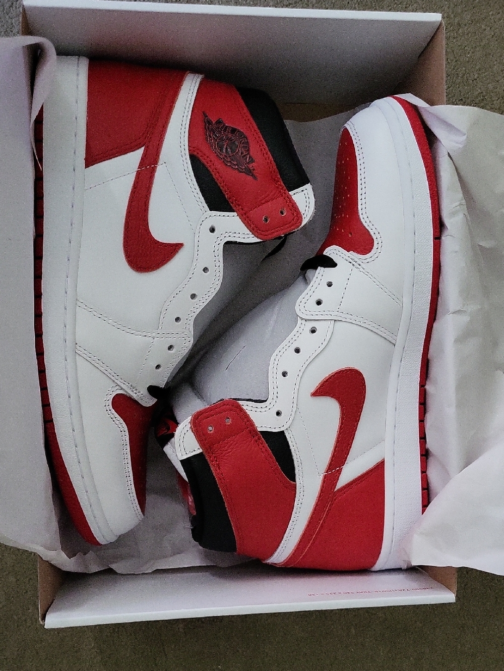 Jordan 1 Retro High OG Heritage - White / Red